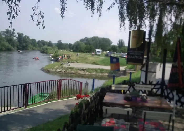 Zum Pegel 3* Naumburg